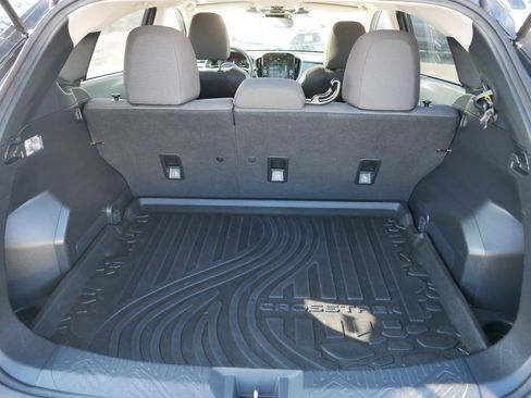 Used 2024 Subaru Crosstrek 2.0i Premium image 18