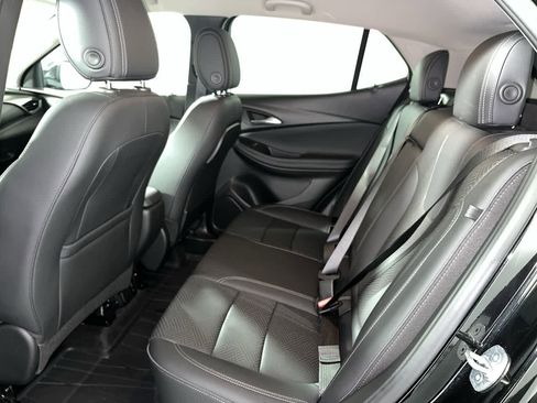 Used 2022 Buick Encore GX Essence FWD image 26