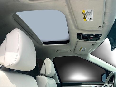 Used 2025 Hyundai Santa Fe Calligraphy image 22