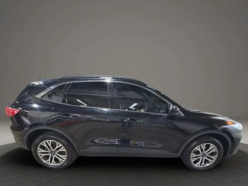 Used 2022 Ford Escape SEL image 4