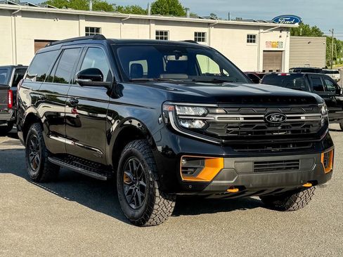 Used 2025 Ford Expedition Tremor AWD/4WD image 1