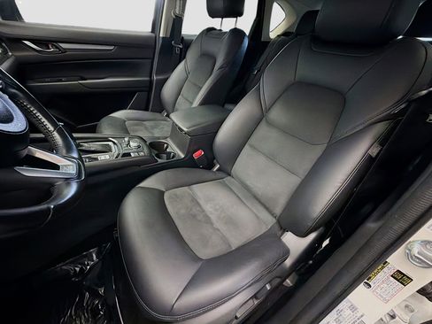 Used 2020 MAZDA CX-5 Touring image 11