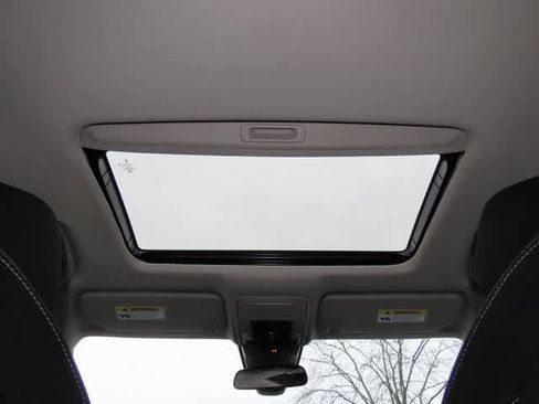 Certified 2025 Honda Accord SE image 22