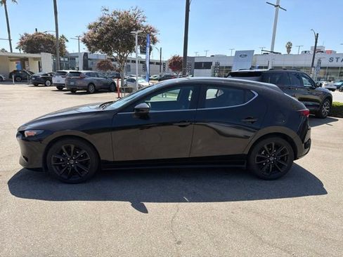 Used 2025 MAZDA MAZDA3 s Sport FWD image 4