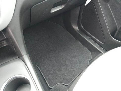 Used 2023 Chevrolet Equinox LS w/ LS Convenience Package image 31