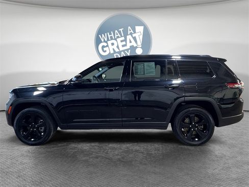 Used 2023 Jeep Grand Cherokee L Laredo image 7