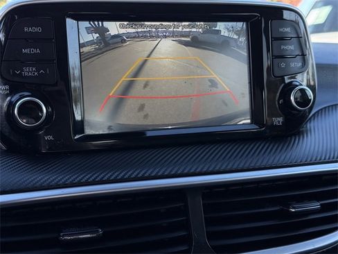 Used 2021 Hyundai Tucson SE image 17