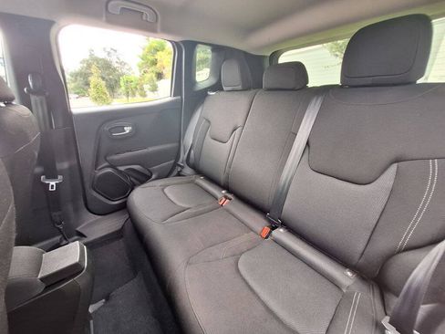 Used 2021 Jeep Renegade Sport FWD image 26