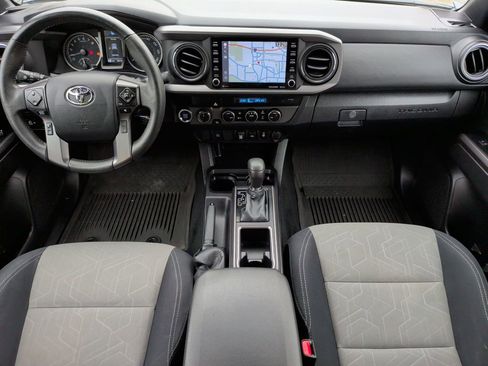 Used 2023 Toyota Tacoma TRD Sport AWD/4WD image 28