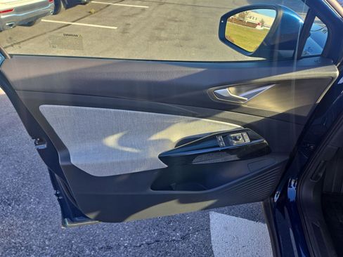 Certified 2023 Volkswagen ID.4 2WD image 11