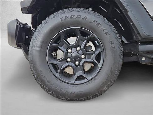 Used 2023 Jeep Wrangler Unlimited AWD/4WD image 22