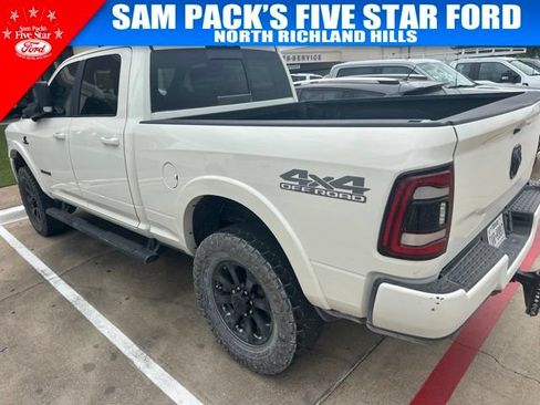Used 2022 RAM 2500 Laramie w/ Night Edition AWD/4WD image 13