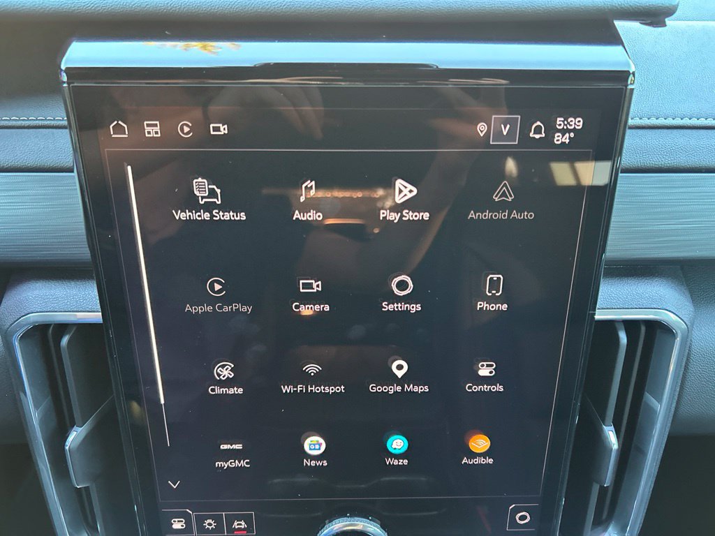 Used 2024 GMC Acadia Elevation FWD image 27
