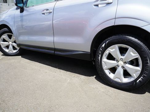 Used 2014 Subaru Forester 2.5i Limited AWD/4WD image 5