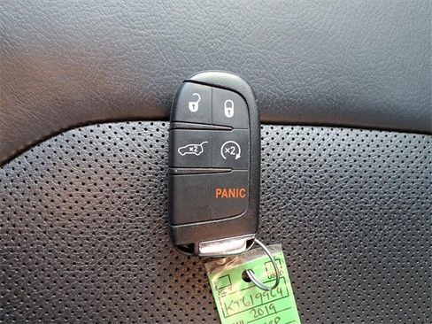 Used 2019 Jeep Compass Limited w/ Safety & Security Group image 25