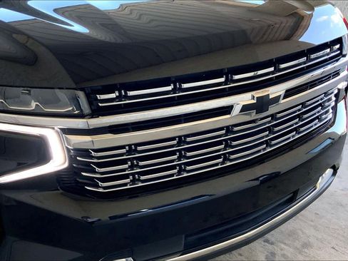 Used 2022 Chevrolet Tahoe Premier w/ Premium Package image 29