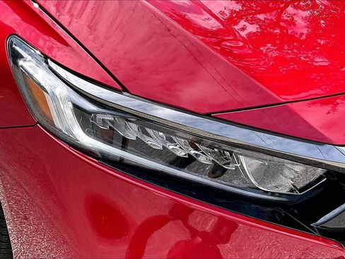 Used 2018 Honda Accord Sport image 33