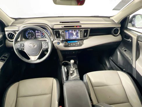 Used 2017 Toyota RAV4 Platinum image 30