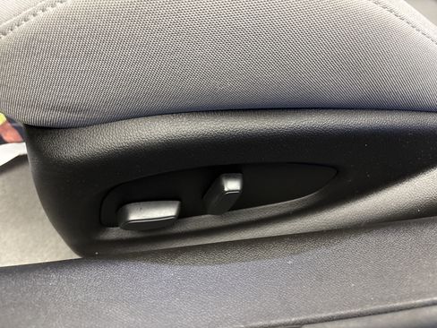 Used 2021 Chevrolet Camaro LT w/ Wild Cherry Design Package 1 image 13