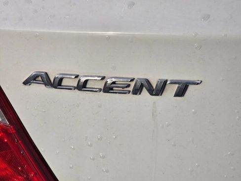 Used 2014 Hyundai Accent SE w/ Option Group 3 image 35