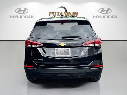 Used 2023 Chevrolet Equinox LS FWD image 6