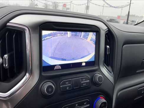 Used 2022 Chevrolet Silverado 2500 LT w/ Convenience Package image 28