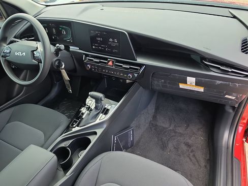 New 2026 Kia Niro LX FWD image 10