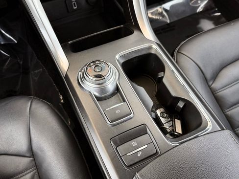 Used 2018 Ford Fusion SE w/ Equipment Group 602A FWD image 36