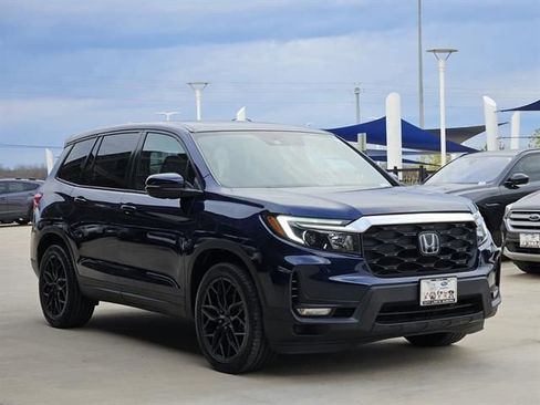 Used 2022 Honda Passport EX-L image 2