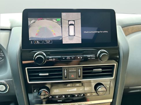 Used 2021 Nissan Armada SL w/ Captain's Chairs Package RWD image 19