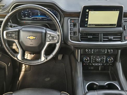 Used 2022 Chevrolet Suburban Premier image 26