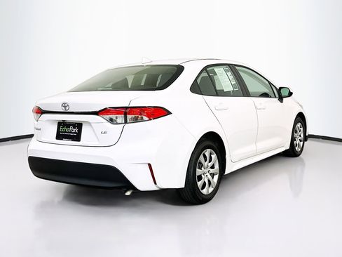 Used 2025 Toyota Corolla LE image 9