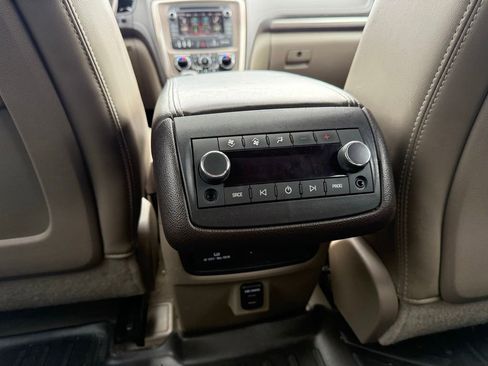 Used 2016 GMC Acadia Denali FWD image 24