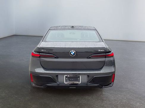 New 2026 BMW 740i xDrive image 4