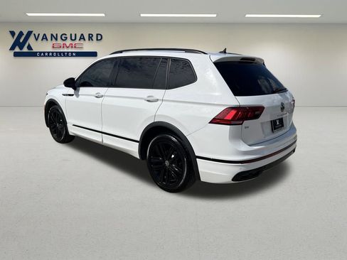 Used 2022 Volkswagen Tiguan SE R-Line image 3