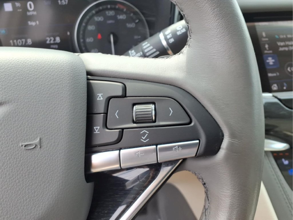Certified 2020 Cadillac XT6 Premium Luxury AWD/4WD image 17