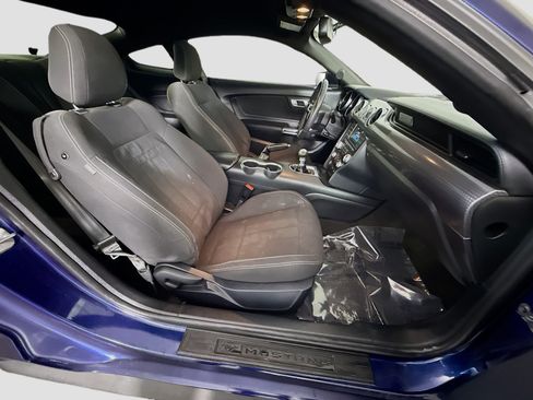 Used 2018 Ford Mustang Coupe w/ Ecoboost Performance Package image 27