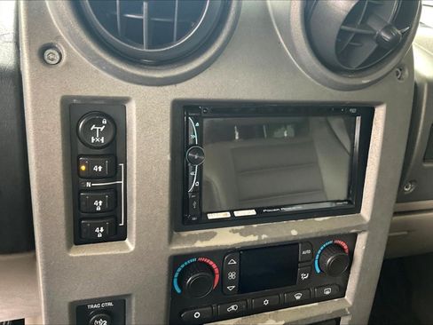 Used 2003 HUMMER H2 AWD/4WD image 14