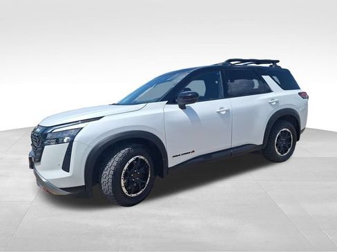 Certified 2026 Nissan Pathfinder Rock Creek AWD/4WD image 4