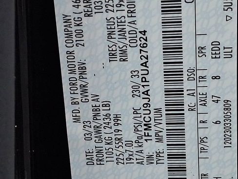 Used 2023 Ford Escape Platinum image 27