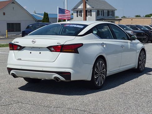 Used 2024 Nissan Altima 2.5 SL FWD image 3