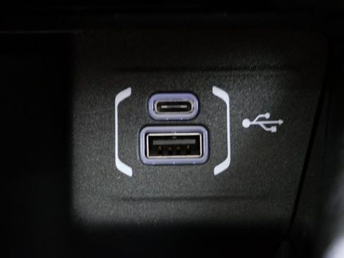 New 2026 Jeep Compass Latitude w/ Sun and Sound Group image 23