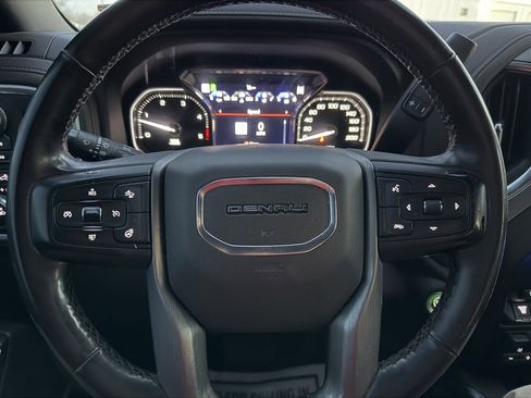 Used 2023 GMC Sierra 2500 Denali w/ Denali Ultimate Package image 21