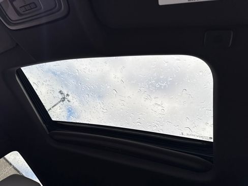 Used 2023 GMC Sierra 1500 SLT w/ SLT Premium Plus Package image 19