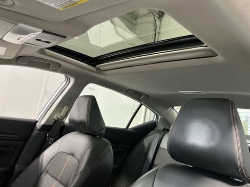 Used 2020 Nissan Altima 2.5 SR w/ Premium Package FWD image 23
