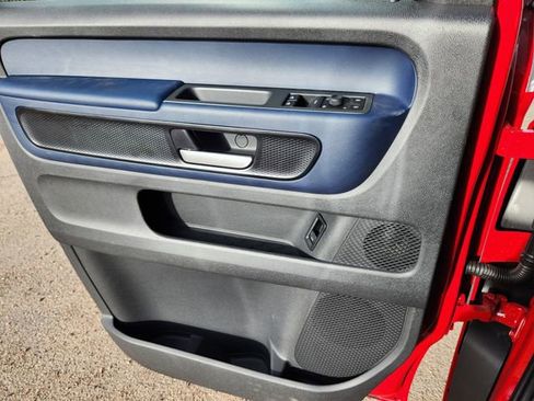 New 2025 Volkswagen ID. Buzz Pro S Plus image 8