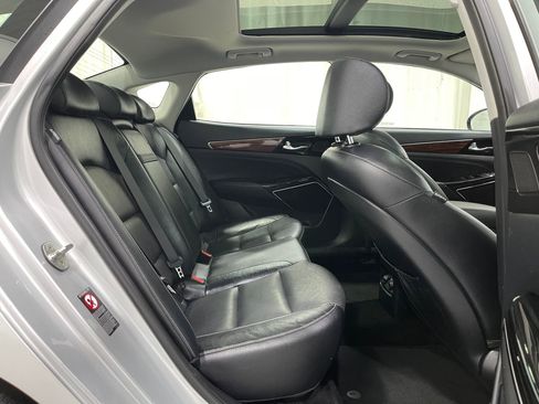 Used 2018 Kia Cadenza Technology image 31