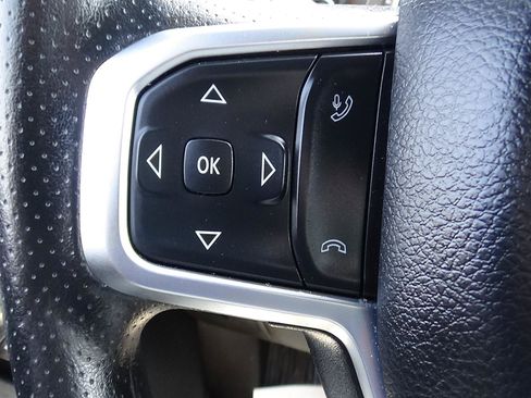 Used 2025 RAM 1500 Warlock AWD/4WD image 21