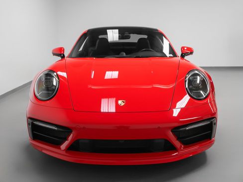 Certified 2021 Porsche 911 Carrera 4S AWD/4WD image 8