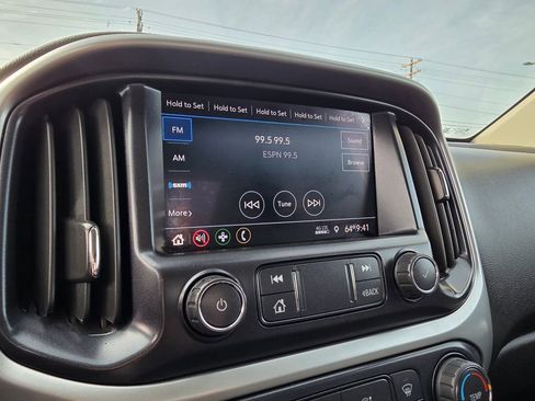 Used 2022 Chevrolet Colorado LT w/ Fleet Safety Package image 15